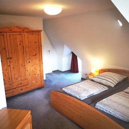 Idyllisches Reethaus Toenning Apartment Bagian luar foto